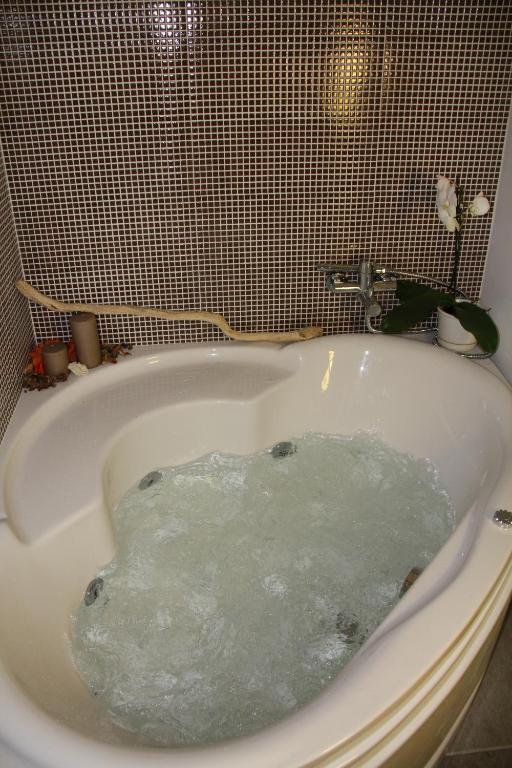 Bcomfort Hotel Cagliari Phòng bức ảnh
